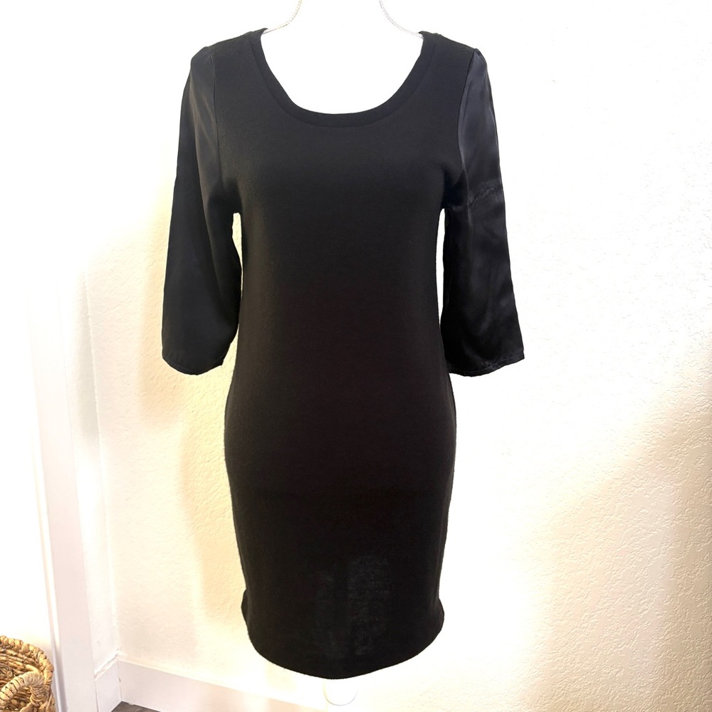 Clione Vintage Classic knit Black Mini Dress with satin sleeves SP